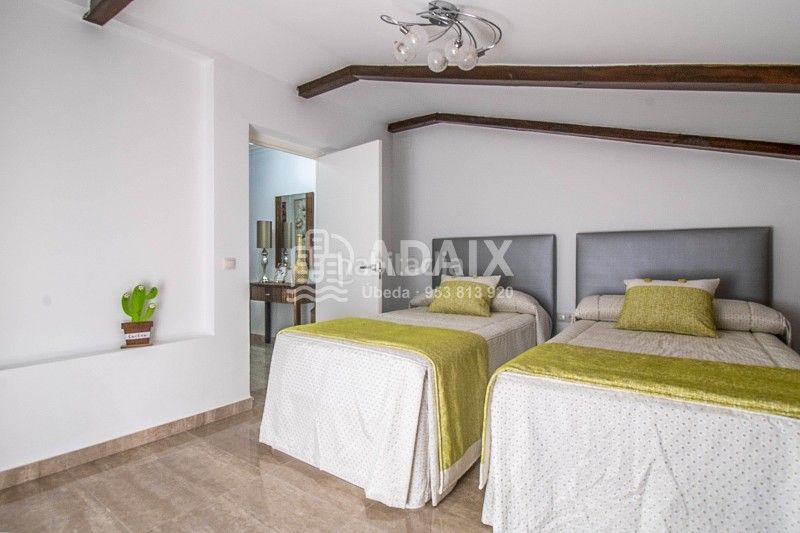 Foto 72023955-5099-4a15-8740-635c1fa8e0e3. Masia a n/a a Baeza