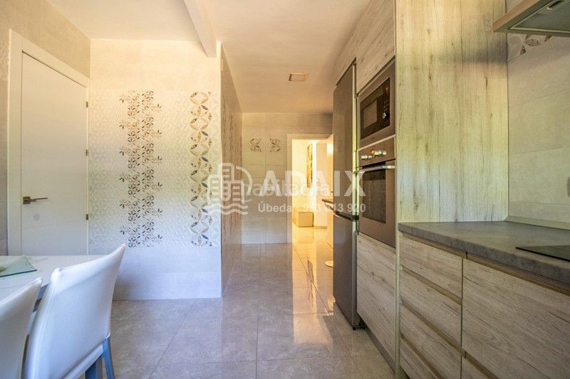 Foto b60366cc-9731-4400-8f4b-e9300b5739cc. Masia a n/a a Baeza