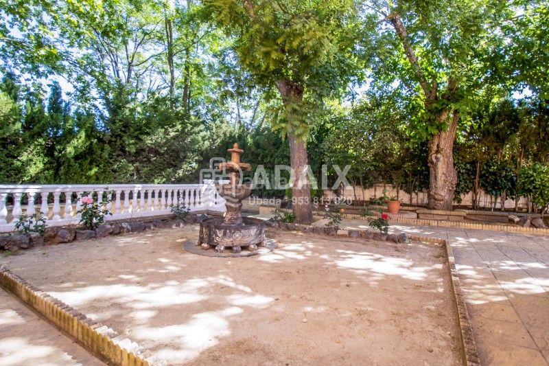 Foto e1950b77-fa22-4150-b23f-83d4772f4193. Masia a n/a a Baeza