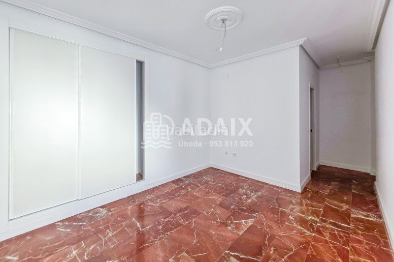 Foto bbddf34f-a661-4367-aed1-4d3b33edb93a. Pis a calle alondra s/n a Úbeda