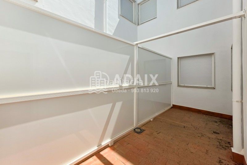 Foto bd57f591-7700-49ae-b074-03ab72b9b37f. Pis a calle alondra s/n a Úbeda