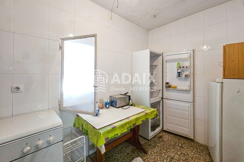 Foto 8ed57a05-1687-4e33-84b2-0ab7fe550b81. Casa a calle laurel s/n a Úbeda