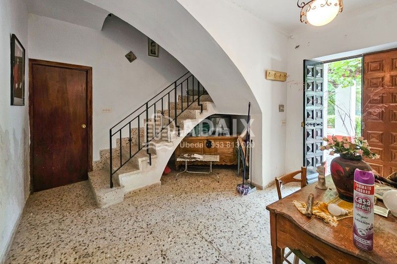 Foto d3d328a5-bbe1-4e50-b231-c4fa20823082. Casa a calle laurel s/n a Úbeda