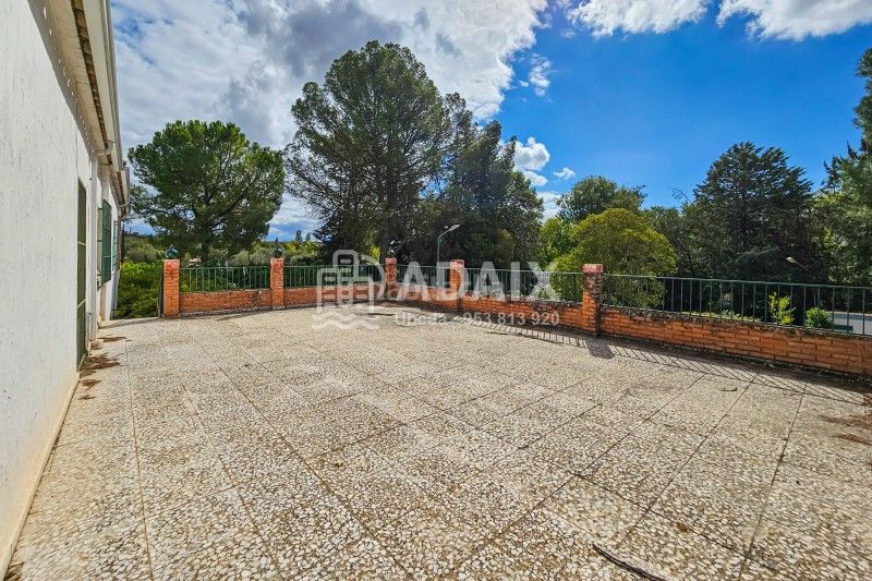 Foto ee6b0eb6-38c7-4c0b-9138-c63c5a2bcea2. Casa a calle laurel s/n a Úbeda