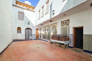 Casa a Úbeda. Casa en venta en  úbeda, jaén