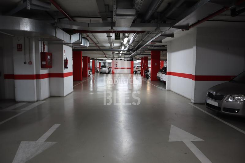 Foto d873d63a-c0eb-43cd-af1b-bcec916b52a7. Autoparkplatz in La Devesa Girona