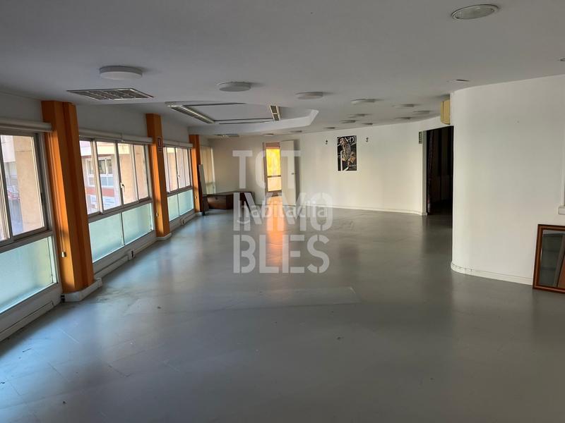 Foto 8e6dbf74-3b0d-4ad8-ac77-a8769e7389db. Büro in Eixample Nord Girona