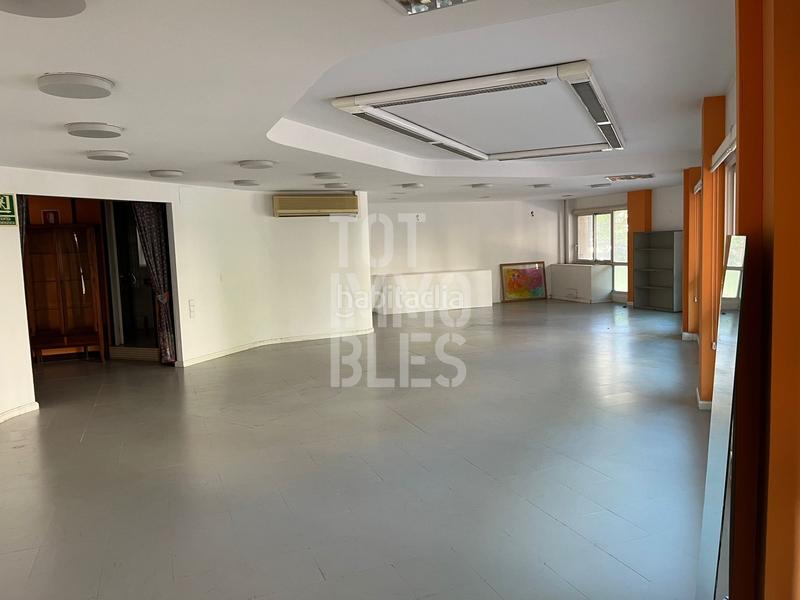 Foto cff0e596-6c86-4eab-97d1-e53c6bd09457. Ufficio in Eixample Nord Girona