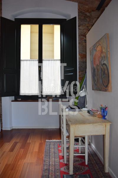 Foto f727d132-dd06-4723-b438-5277e04c3cfe. Alquiler estudio en Centre-Barri Vell Girona