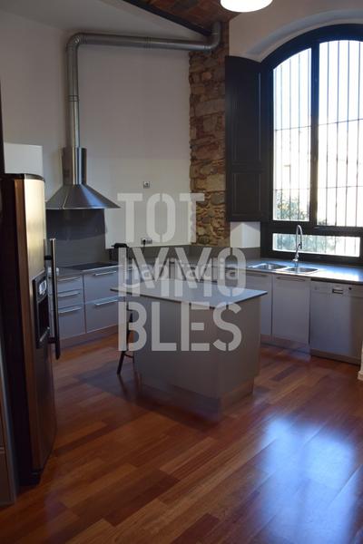 Foto cd27e6b6-e5b9-48ed-bac9-c6609881adad. Rent studio with heating in Centre-Barri Vell Girona