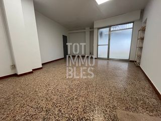 Lloguer Local Comercial a Santa Eugenia