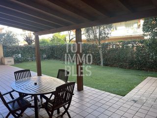 Planta baja en Eixample Sud-Migdia