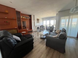 Miete Etagenwohnung in Eixample Nord