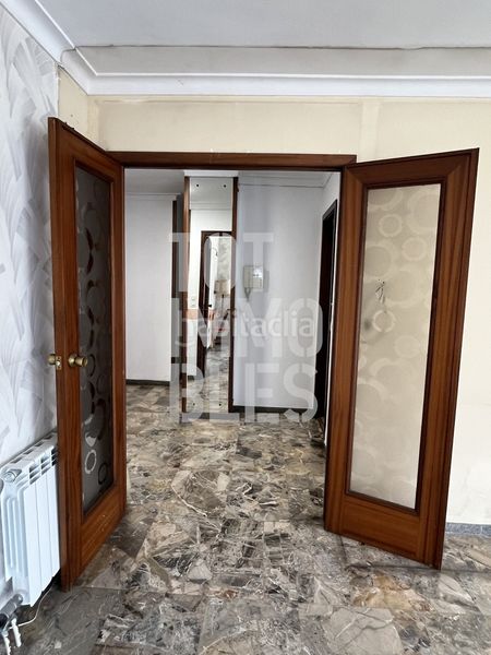 Foto a1a4b0a6-c7d8-481c-95d4-09568d3965a4. Piso en Eixample Nord Girona