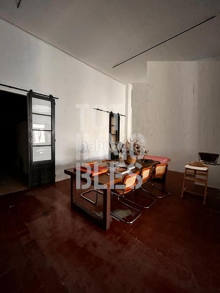 Foto b7f052d3-48cb-4376-8274-af68b6707d64. Casa adossada amb calefacció a Centre Reus