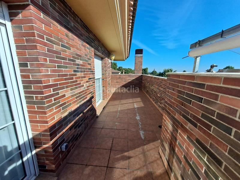 Foto 801ed2ee-01af-4201-b975-fa18af63dfe6. Chalet with heating parking pool in Almoster