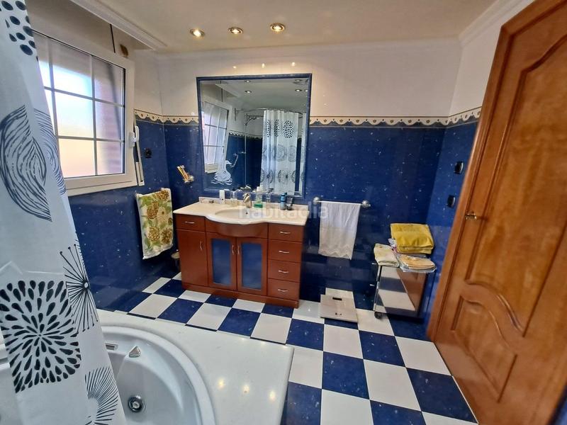 Foto ec20bfaf-1818-4e95-89bd-a5a45c2d8744. Chalet with heating parking pool in Almoster