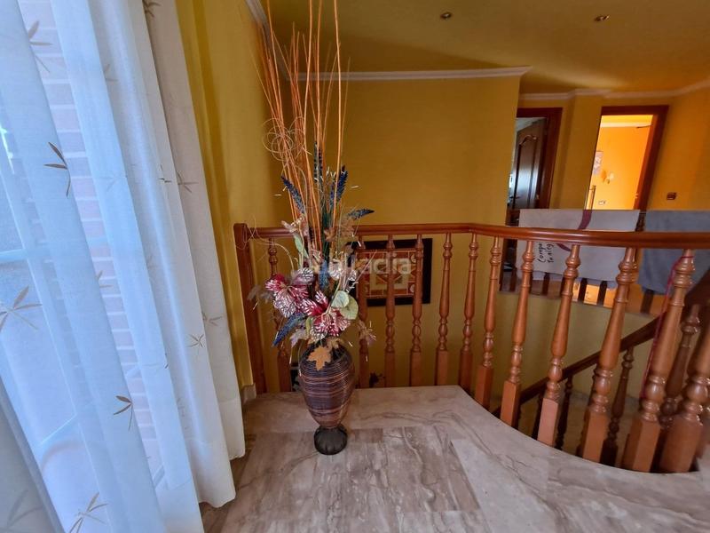 Foto ed90bf30-2e35-45dd-bedd-31d4486ba6e6. Chalet with heating parking pool in Almoster