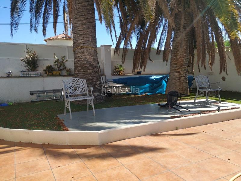 Foto c09157cc-fd38-4c35-b9ae-8dc51084db49. Chalet avec parking piscine dans Centre Miami Platja