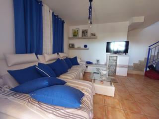 Casa adossada a Carrer de mont-roig de sió 42