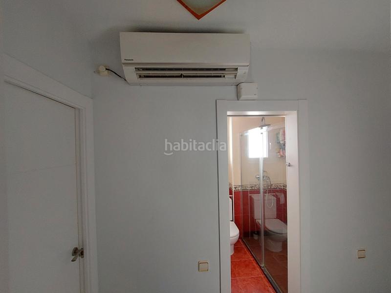 Foto d2a6a8f2-cbb0-4dc3-99da-77dacad87932. Appartamento con riscaldamento parcheggio in Torreforta Tarragona