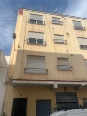 Appartement  Carrer de sant josep. Piso en venta en burriana buena zona oportunidad
