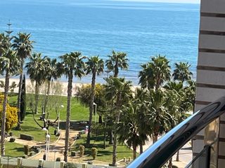 Appartement en Carrer amplaries 33. Precioso apartamento en primera l�nea magic wordl