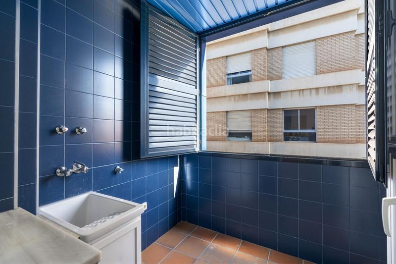 Foto 0a6ee4ff-fd27-4e72-8110-c5df11a7c6f8. Appartamento in calle párroco martín sierra 1 in Motril ciudad Motril