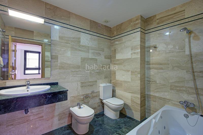 Foto 7ed2588e-7476-404b-92c4-7b43beca69ac. Appartamento in calle párroco martín sierra 1 in Motril ciudad Motril