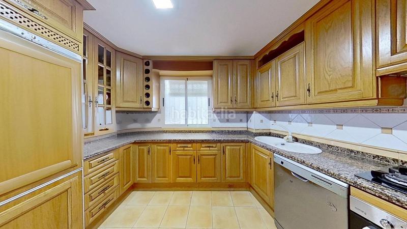 Foto aa2b0b74-62a7-46ca-b52b-5c135a4e8f1c. Casa a plaza santa clara 8 a Motril ciudad Motril