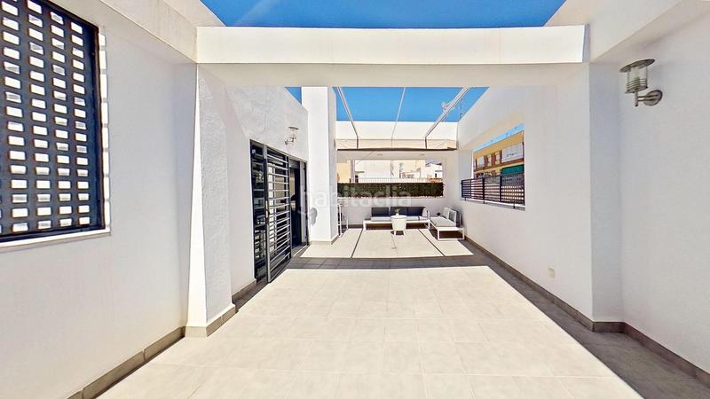 Foto 3a10a82f-eb4d-4b2d-b99c-952fa99cede3. Casa amb calefacció aparcament a Motril ciudad Motril