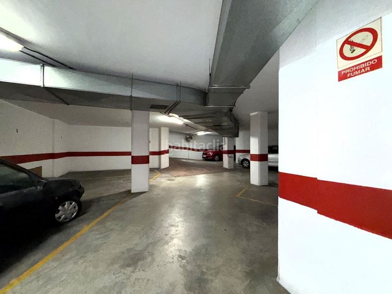 Foto 601eedc2-79e5-4989-bb9c-eca86b4c202b. Aparcament cotxe a plaza plaza aurora 1 a Motril ciudad Motril