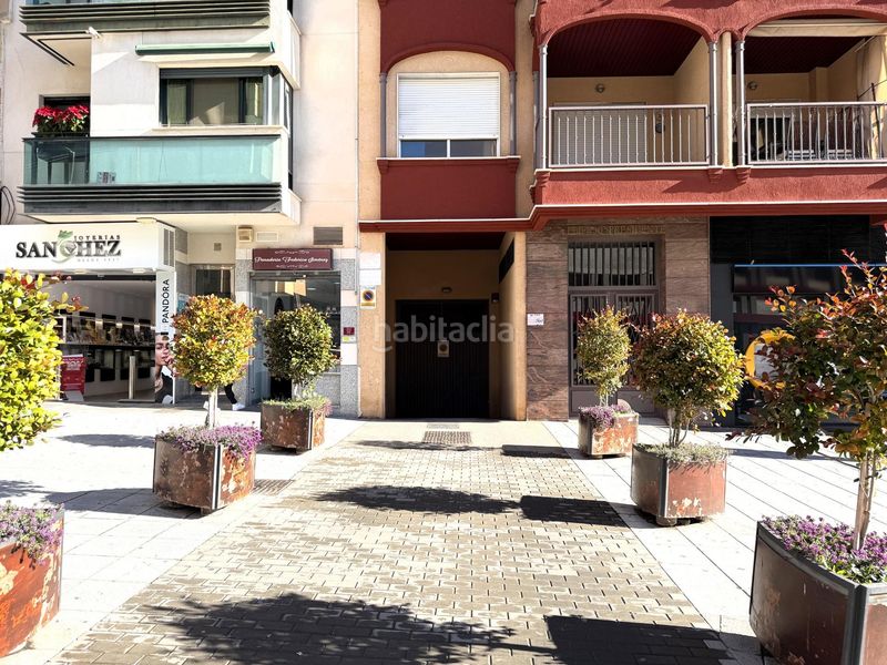 Foto a6f4751e-f62b-4554-88c6-9caf3c0ae9a5. Aparcament cotxe a plaza plaza aurora 1 a Motril ciudad Motril