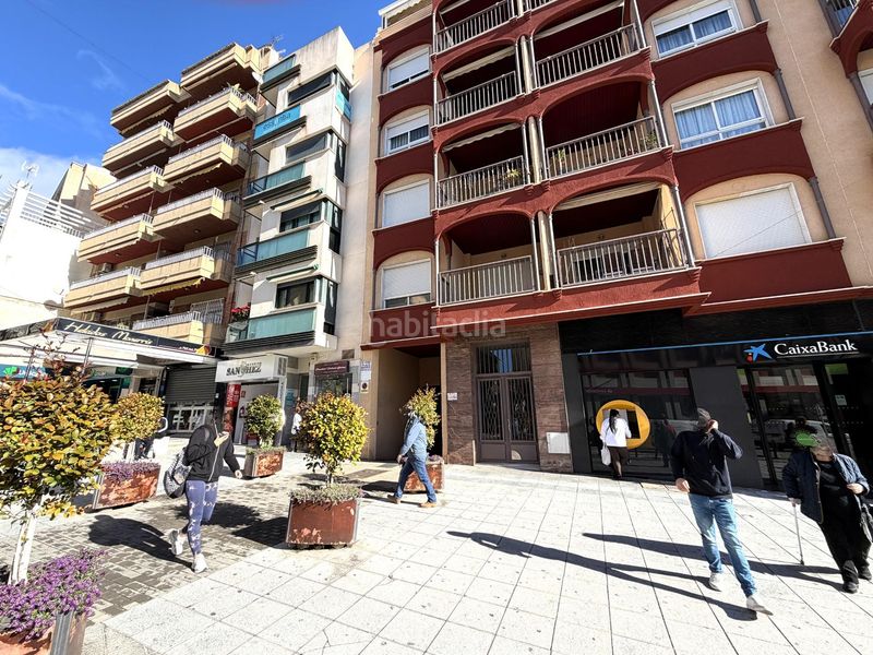 Foto c6b69cf4-5396-46f1-8763-28ad6e860d6e. Aparcament cotxe a plaza plaza aurora 1 a Motril ciudad Motril