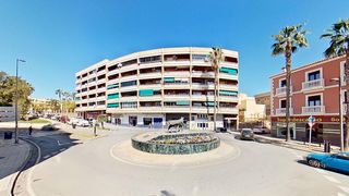 Pis  San sebastian 3. Este vivienda no es solo un piso en el centro de motril!