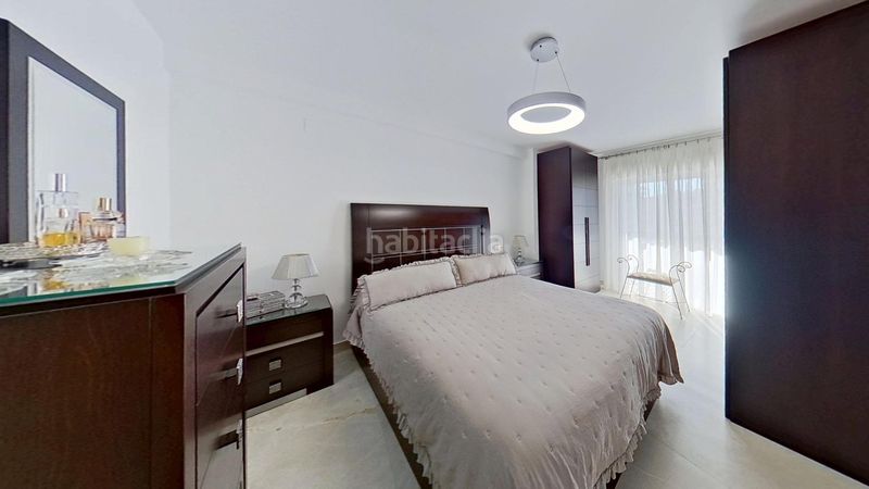 Foto f131fc97-b85a-45c3-a9d4-17ecfa9ccb6f. Pis amb aparcament a Motril ciudad Motril