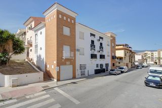 Haus  Calle calle quijote 39. Casa amplia y luminosa con gran cochera en la fabriquilla
