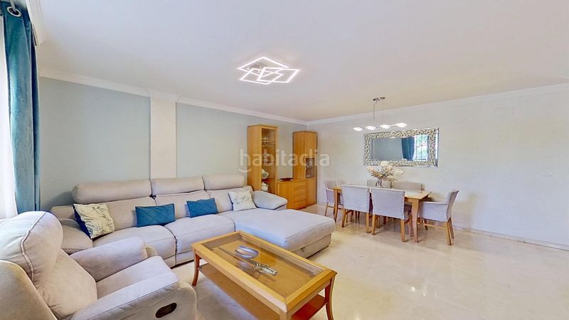 Foto 141b5466-a0a7-43f6-aa39-ad202369c2bc. Casa amb aparcament a Motril ciudad Motril