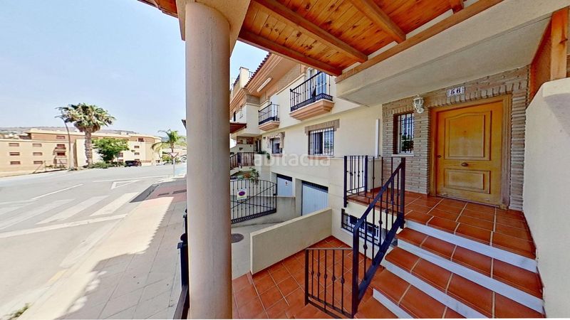 Foto c6d6b40c-22fd-4b93-80a8-cd35e8a519fe. Casa amb aparcament a Motril ciudad Motril
