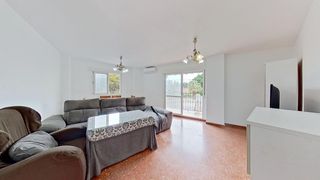 Appartement  Avenida rambla de los álamos 44. Un piso con todo lo que necesitas