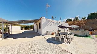 Bauernhof in Calle 18611 335. Cortijo y parcela de 2.869 m2  en molvízar