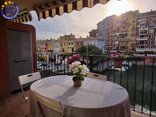 Pis  Calle calle de la unió. Vivienda en venta en port saplaya con vistas a la dársena