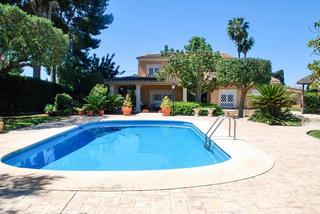 Chalet  Millars. Villa independiente en san antonio benagéber
