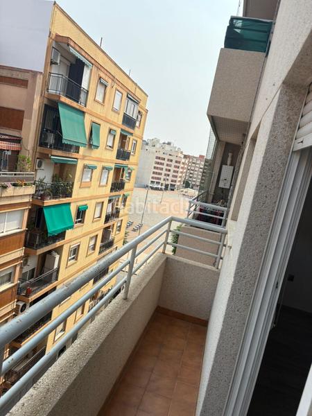 Foto 3f7bbb87-4485-4042-a9ba-987b3b667138. Alquiler dúplex  con garaje en País Valencià Mislata