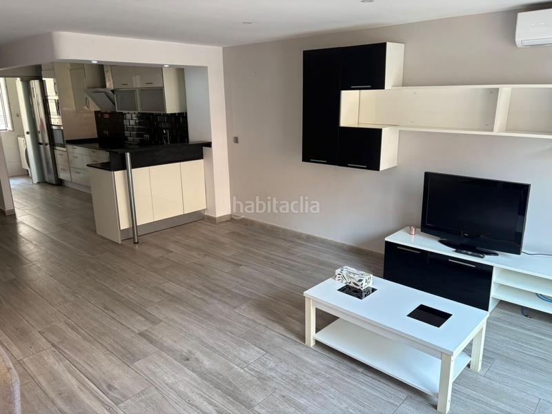 Foto 72a874e2-ac29-4655-8c84-692ac5874fd4. Alquiler dúplex  con garaje en País Valencià Mislata
