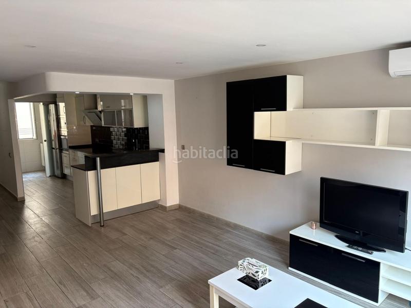 Foto 7ef4afa7-c64e-4690-b213-0aa2dd9af3fe. Alquiler dúplex  con garaje en País Valencià Mislata