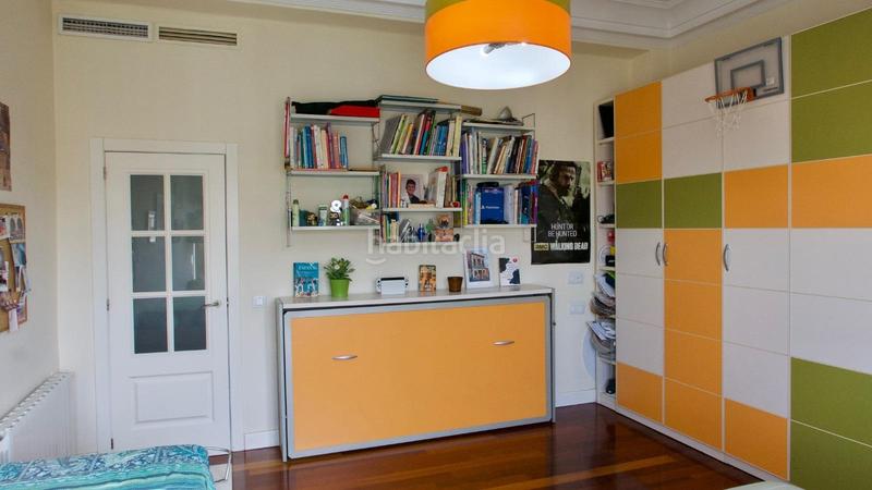 Foto 3056f552-71b0-4c23-8aef-0972450a3d05. Pis a El Botànic Valencia