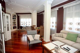 Appartement  Gran vía fernando catolico. Pisazo en plena gran via