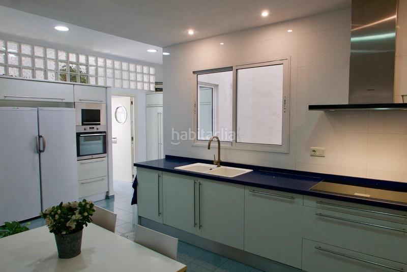 Foto c0b384f9-3446-47d9-9015-0c3a2af6fe40. Pis a El Botànic Valencia