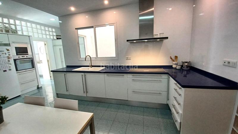 Foto ed316f22-f3d4-41e8-b767-f193deb79d6d. Pis a El Botànic Valencia